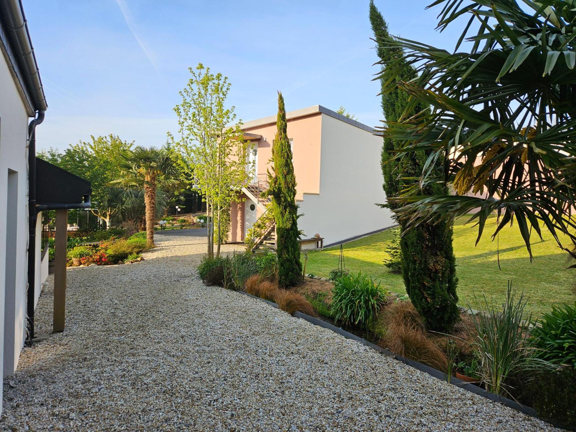 A L'Escale Fleurie Apartment Guipavas Exterior photo